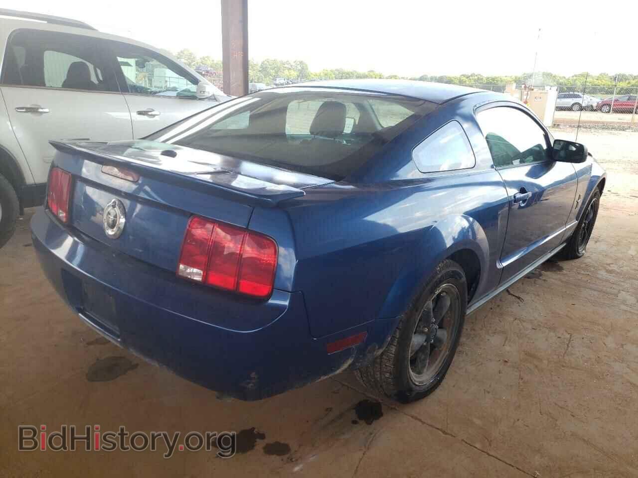 2007 FORD MUSTANG - VIN: 1ZVHT80N975367302 - Фото 4