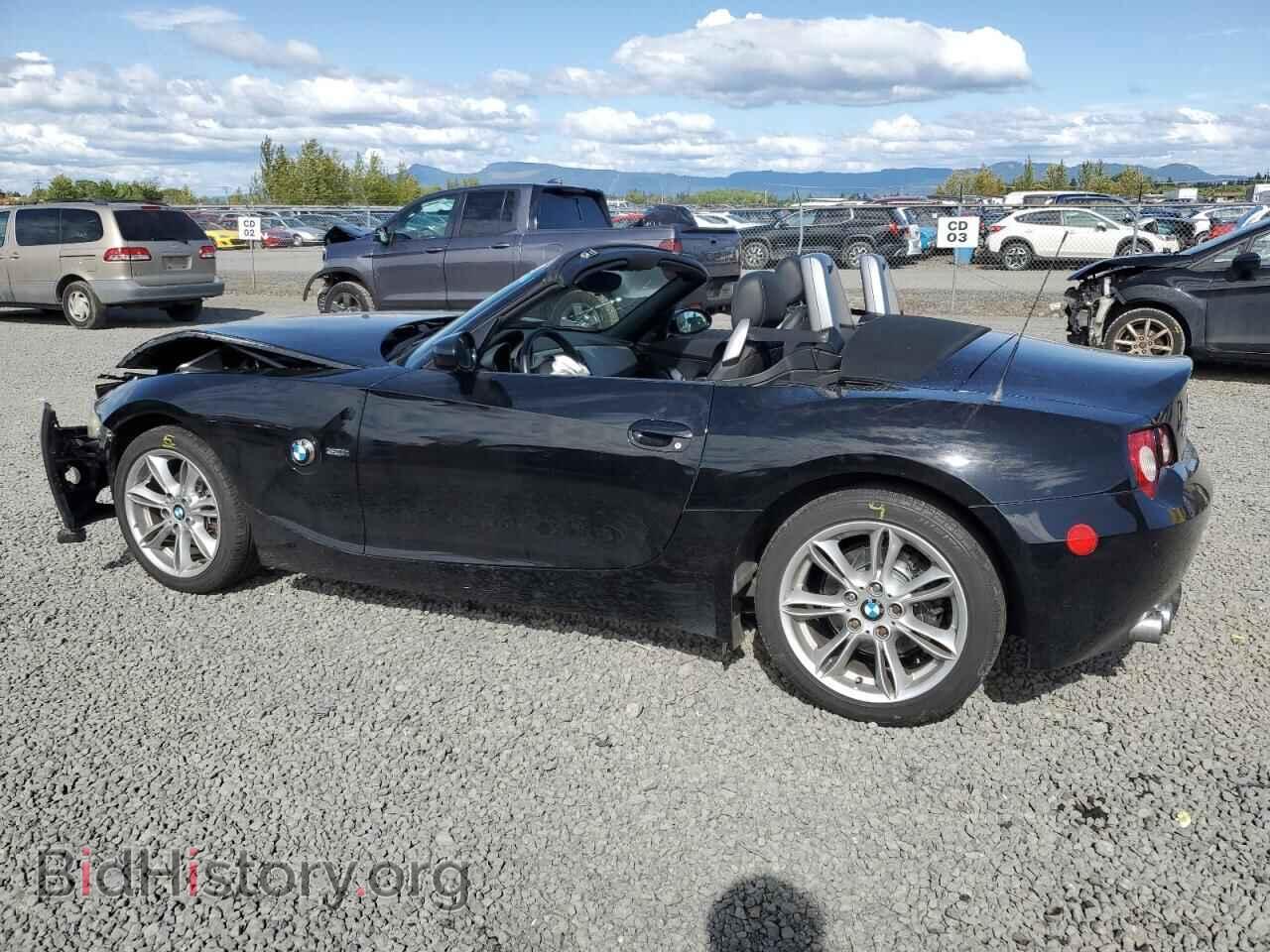 2005 BMW Z4 - VIN: 4USBT53575LT29105 - Фото 2