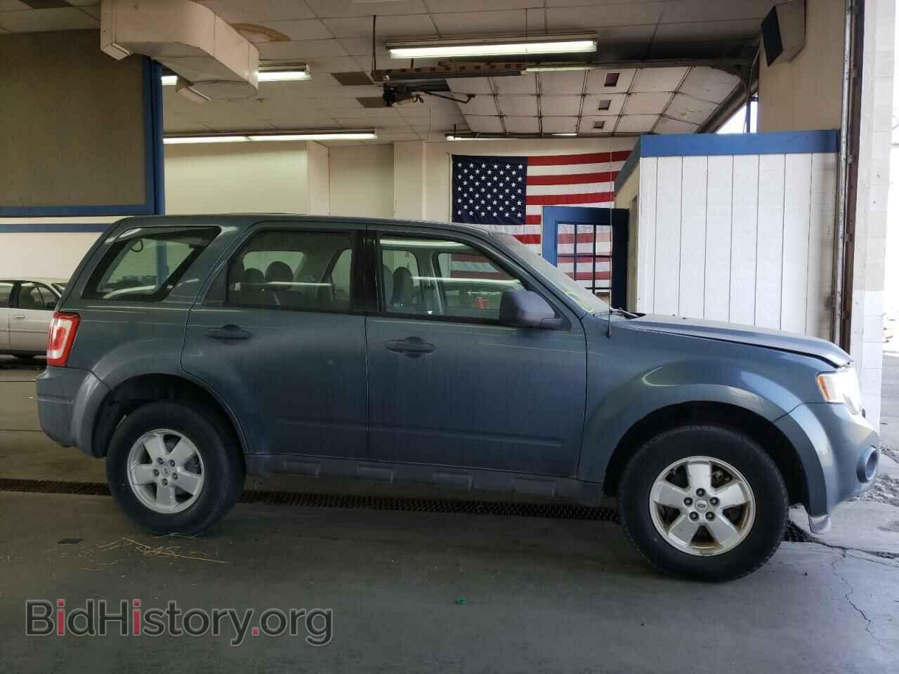 2011 FORD ESCAPE - VIN: 1FMCU0C71BKC17988 - Фото 9