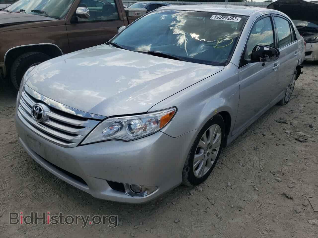 2011 TOYOTA AVALON - VIN: 4T1BK3DB9BU374016 - Фото 2