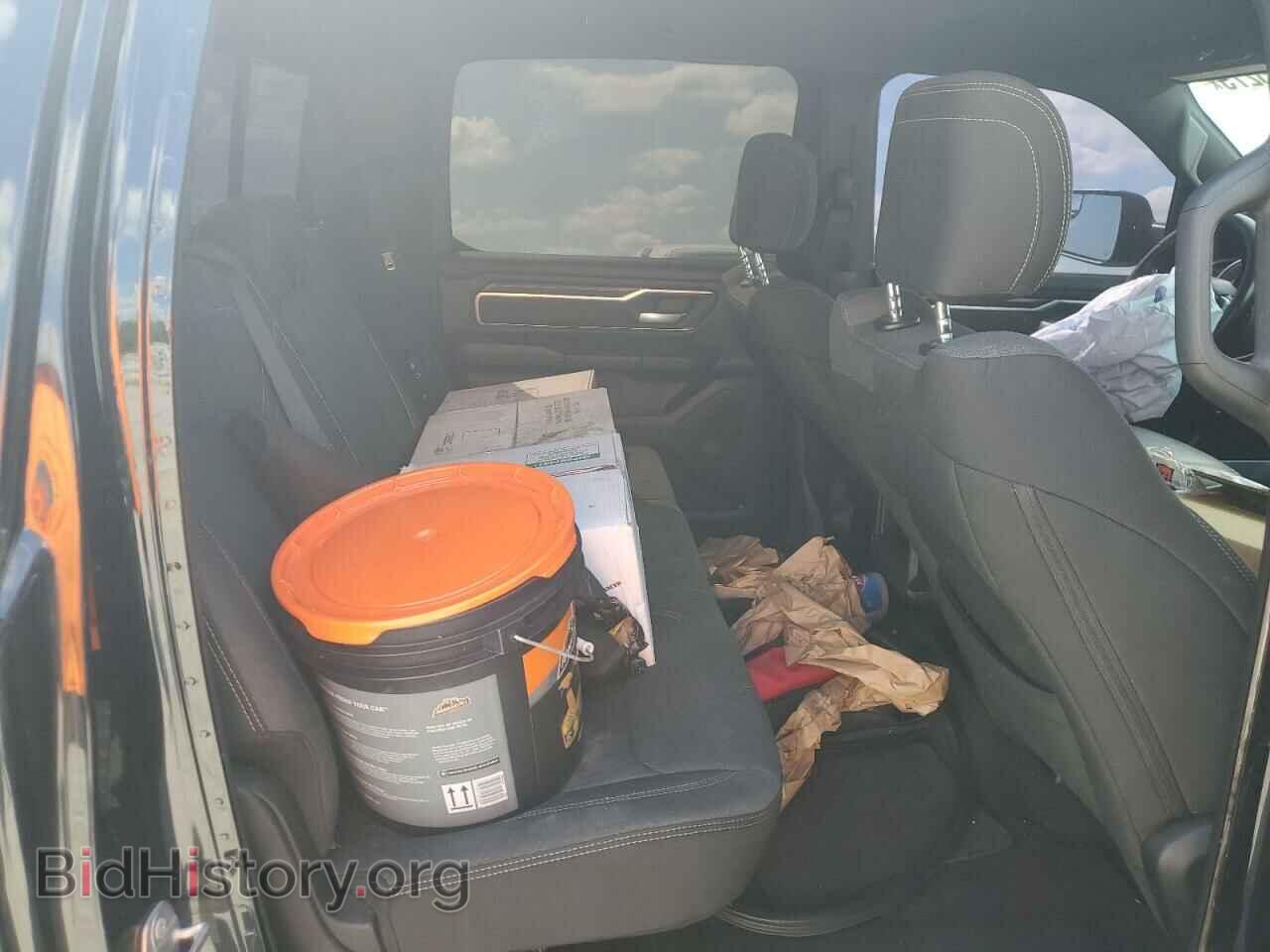 2019 RAM 1500 - VIN: 1C6SRFFT4KN553413 - Фото 10