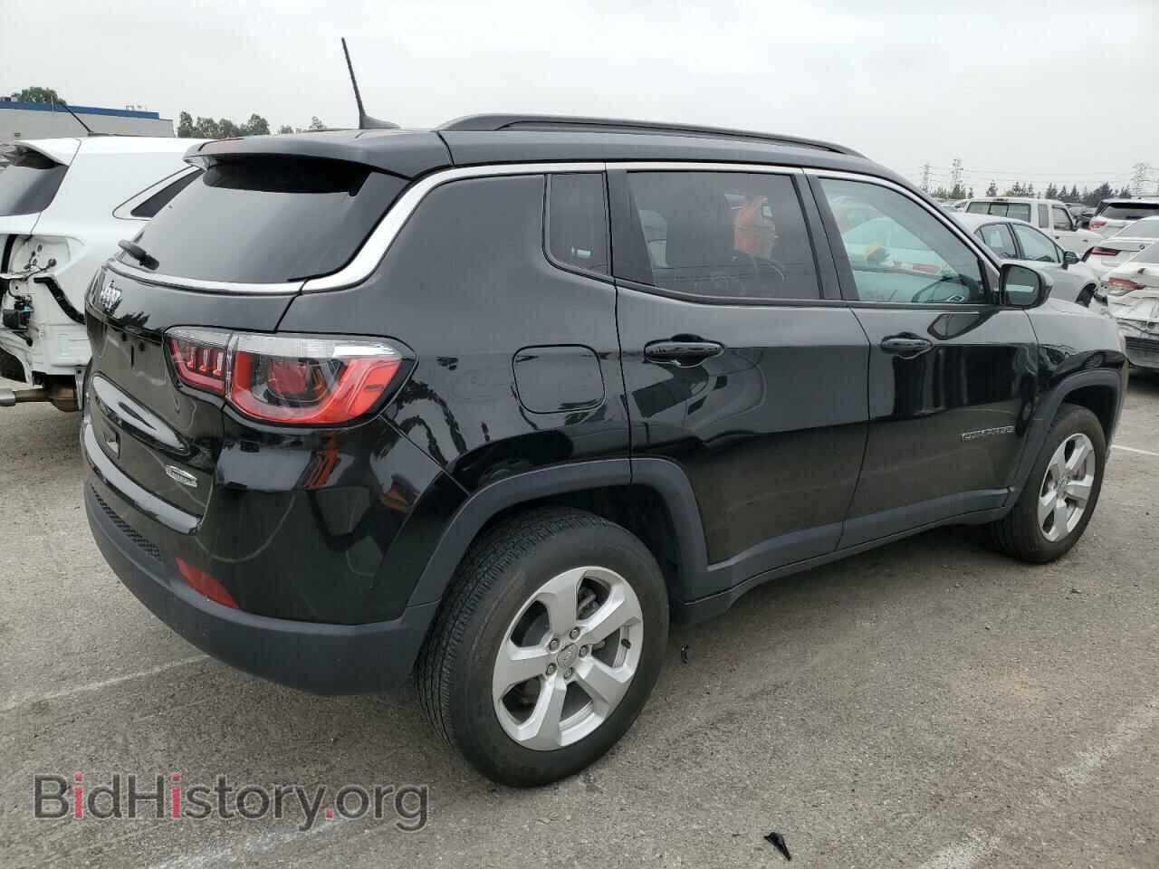 2019 JEEP COMPASS - VIN: 3C4NJDBB4KT818264 - Фото 3
