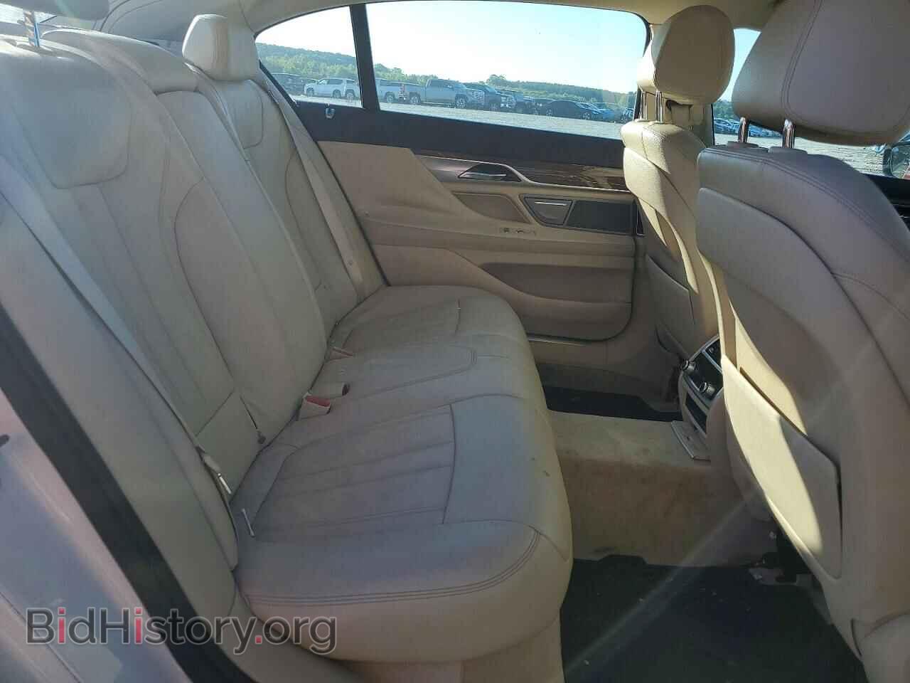 2016 BMW 7 SERIES - VIN: WBA7E2C57GGD99896 - Фото 10