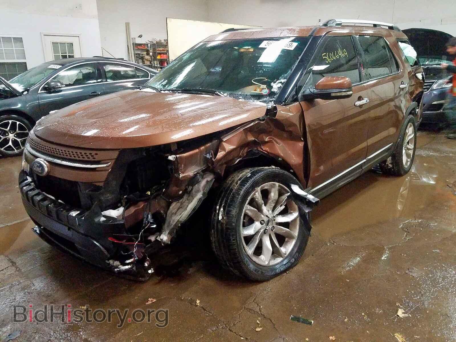 2011 FORD EXPLORER L - VIN: 1FMHK8F89BGA50135 - Photo 2