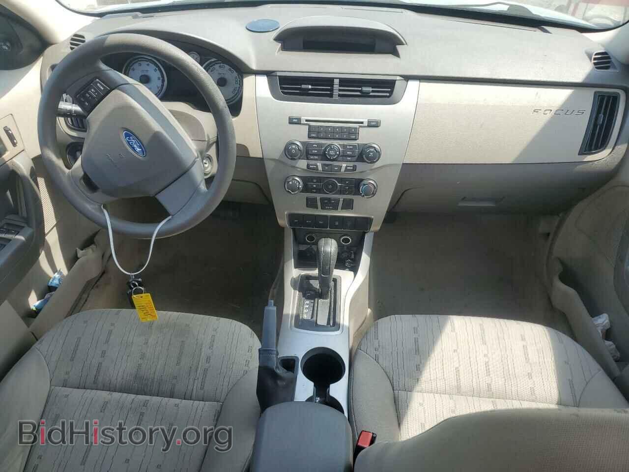 2008 FORD FOCUS - VIN: 1FAHP35N98W215542 - Фото 8