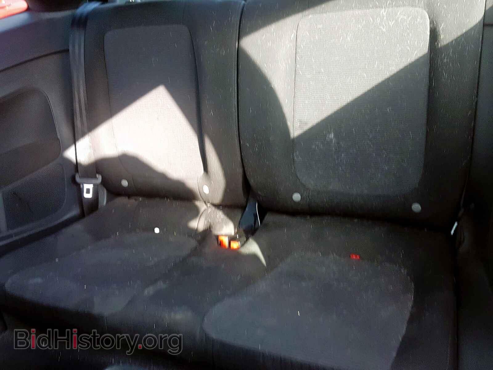 2012 VOLKSWAGEN BEETLE - VIN: 3VWFP7AT1CM623097 - Фото 6