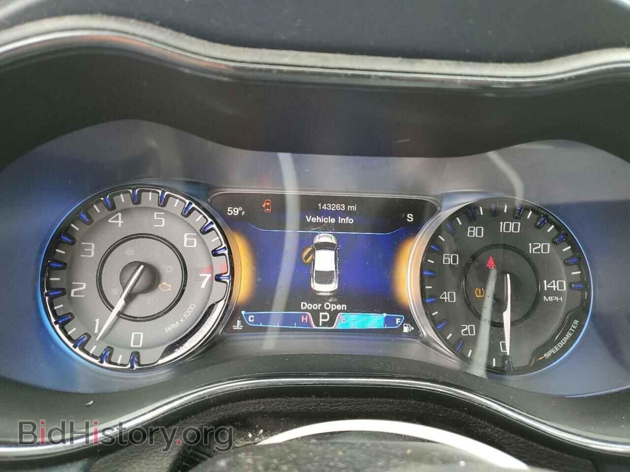 2015 CHRYSLER 200 - VIN: 1C3CCCDG3FN543808 - Фото 9