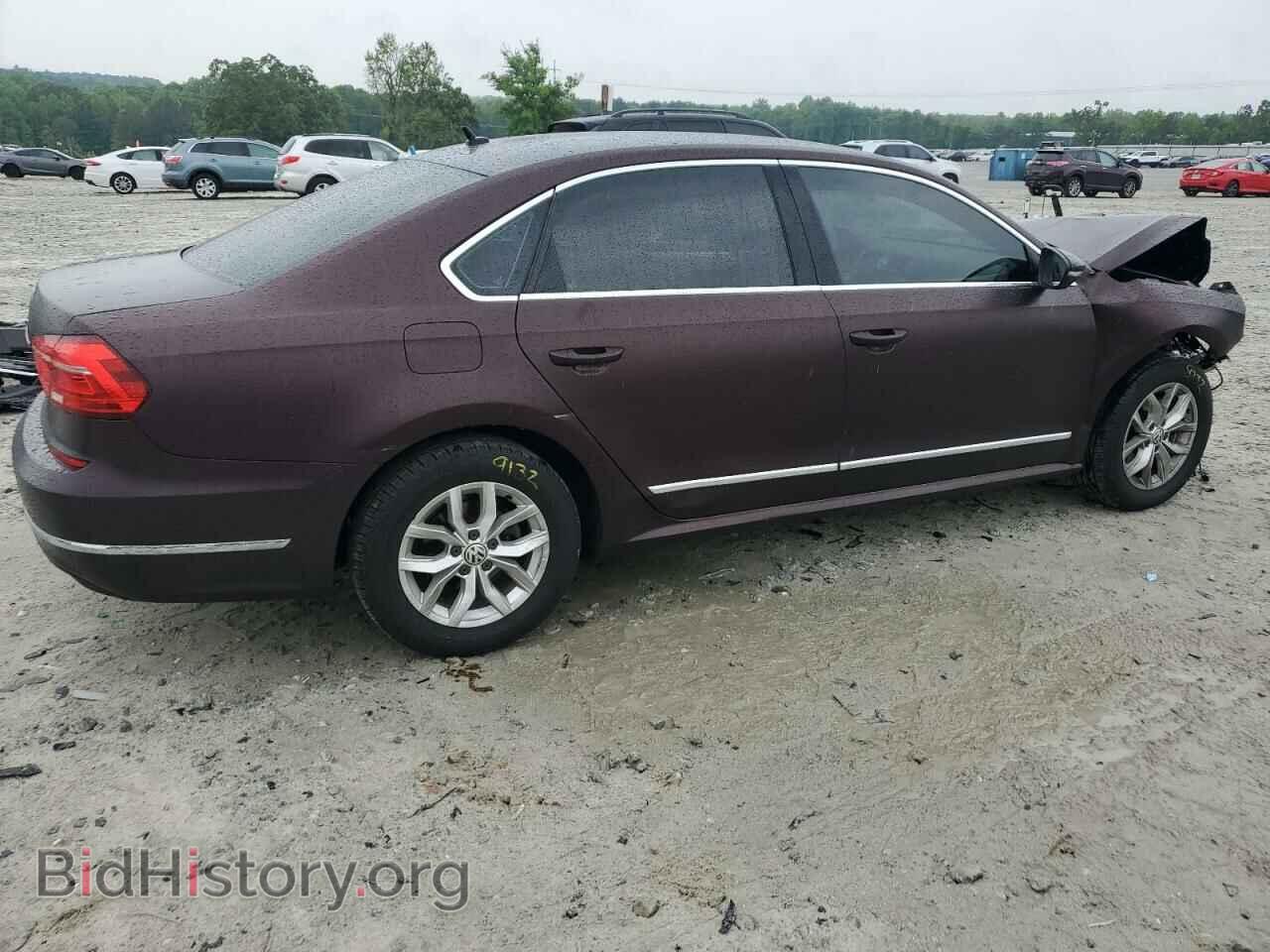 2016 VOLKSWAGEN PASSAT - VIN: 1VWAT7A38GC027708 - Фото 3