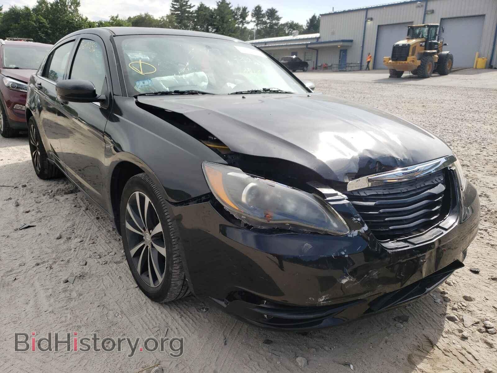Photo 1C3BC8FG5BN577877 - CHRYSLER 200 2011