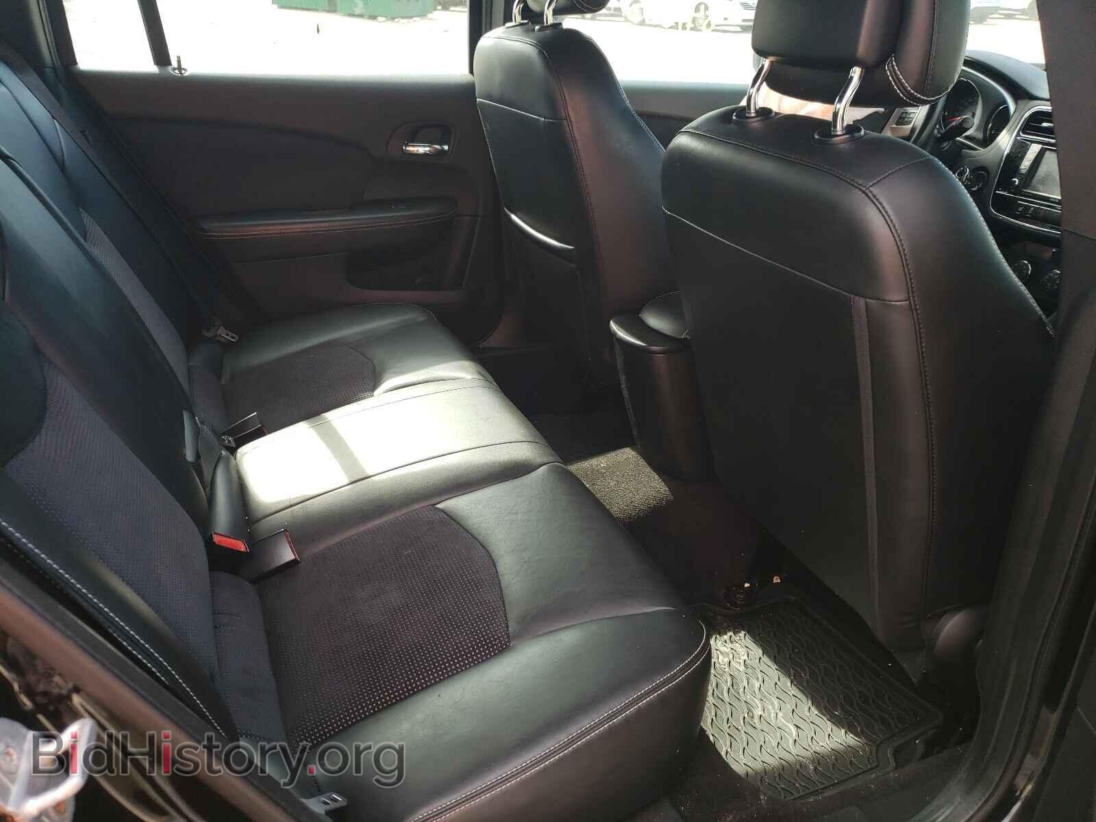 2011 CHRYSLER 200 - VIN: 1C3BC8FG5BN577877 - Фото 6