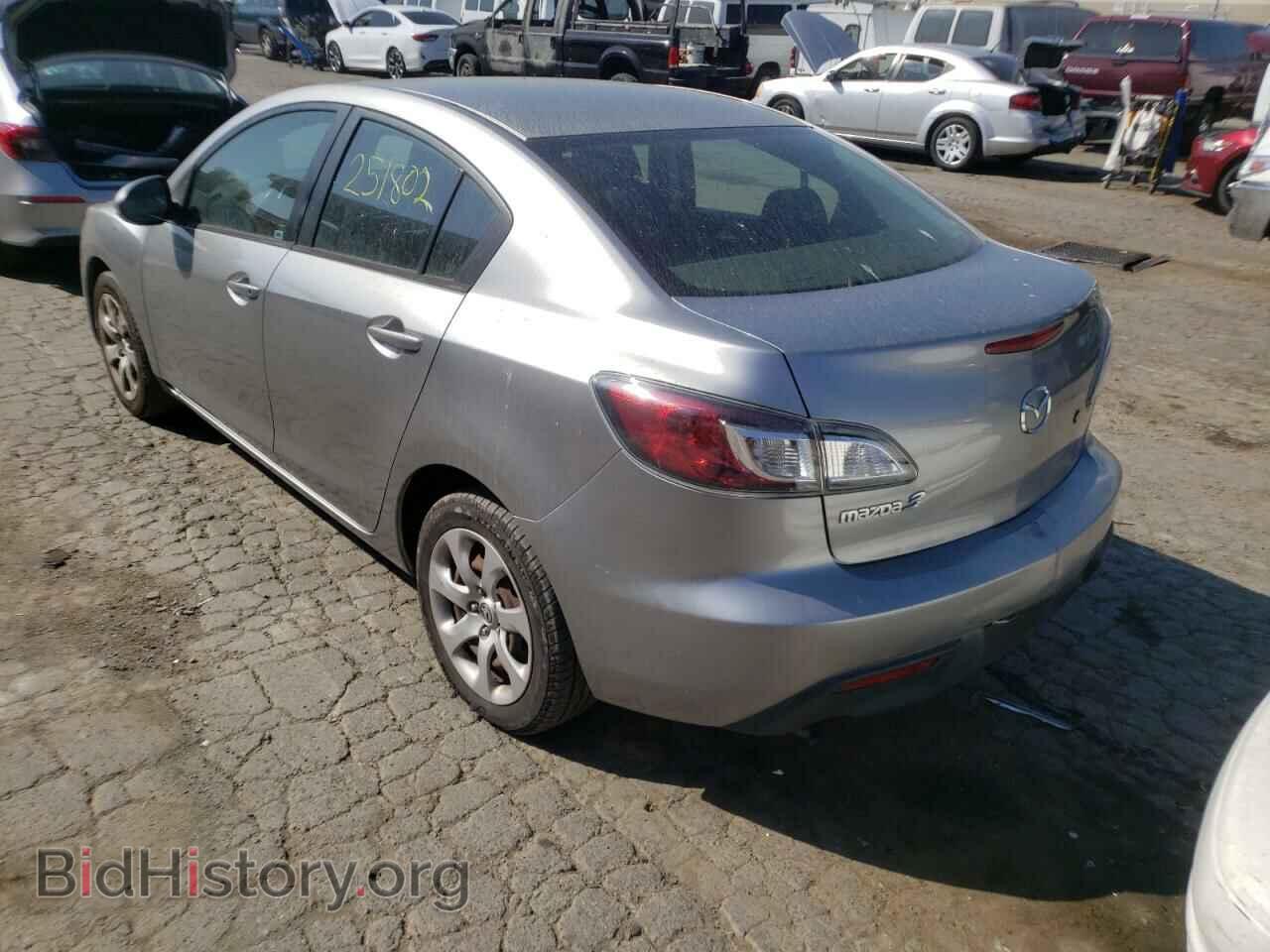 2011 MAZDA 3 - VIN: JM1BL1UG1B1493696 - Фото 3