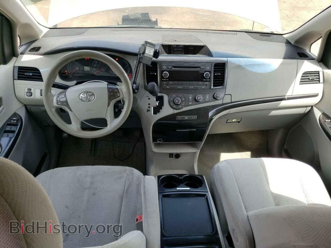 2011 TOYOTA All Models - VIN: 5TDKK3DCXBS140971 - Фото 8