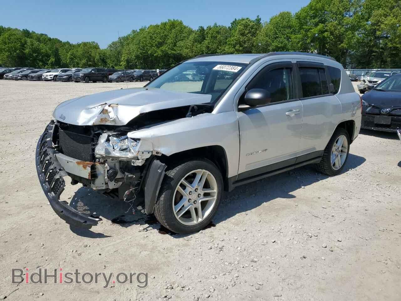 Photo 1J4NF5FB1BD282116 - JEEP COMPASS 2011