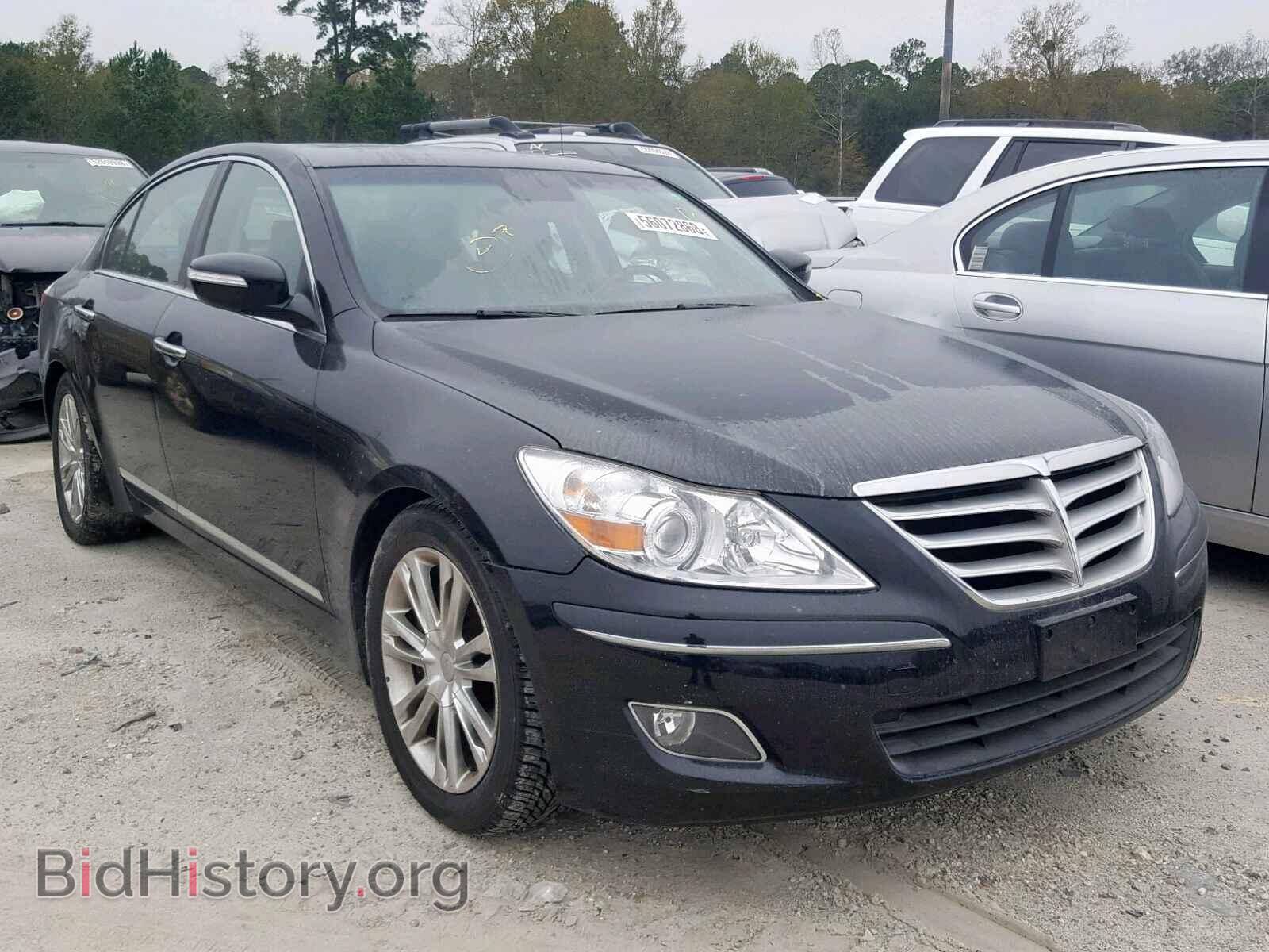 Photo KMHGC46F49U029558 - HYUNDAI GENESIS 2009