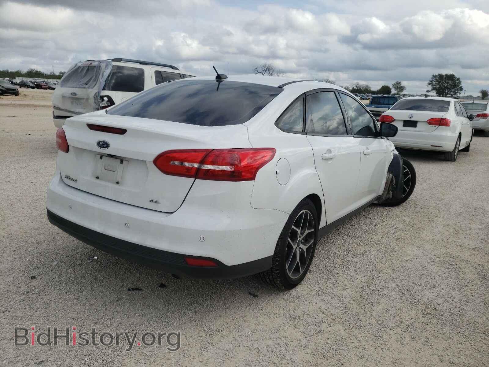 2017 FORD FOCUS - VIN: 1FADP3H24HL237093 - Photo 4
