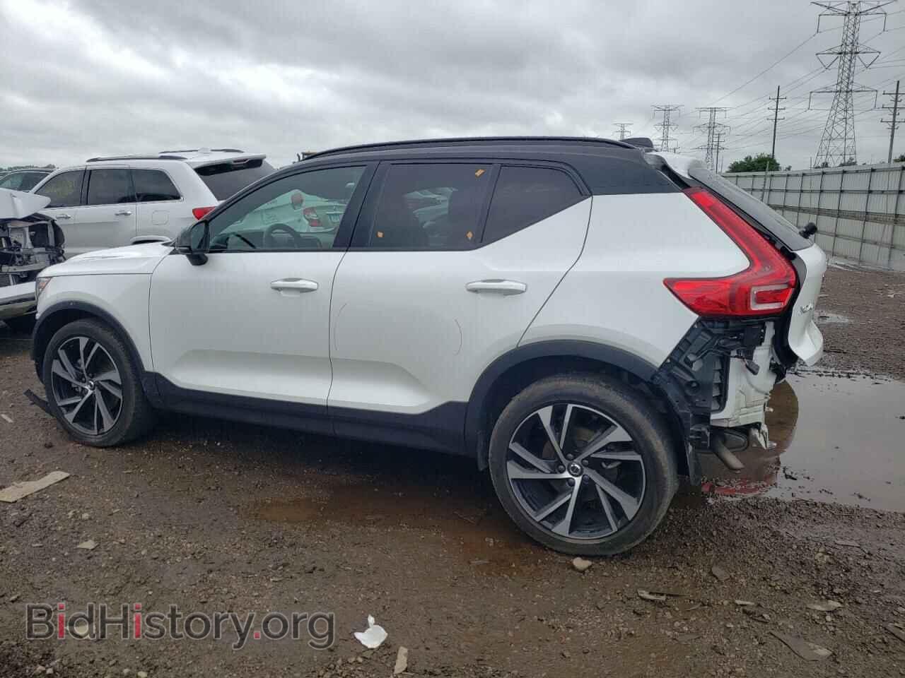 2021 VOLVO XC40 - VIN: YV4162UM4M2611362 - Фото 2