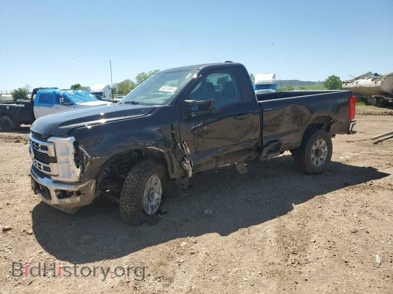 Photo 1FTRF3BN0PEC70455 - FORD F350 2023