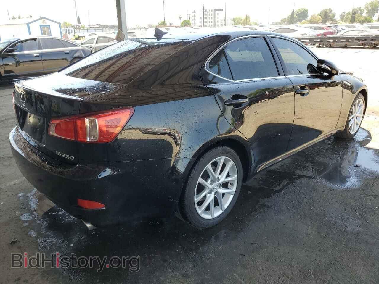 2011 LEXUS IS - VIN: JTHBF5C22B5134157 - Photo 3