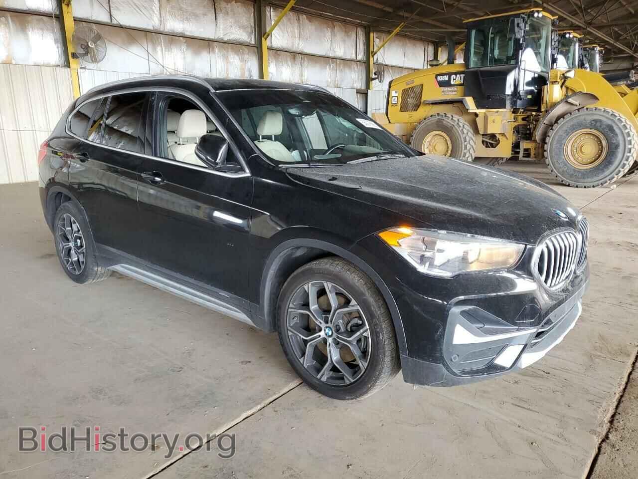 2021 BMW X1 - VIN: WBXJG7C02M5S30154 - Фото 4