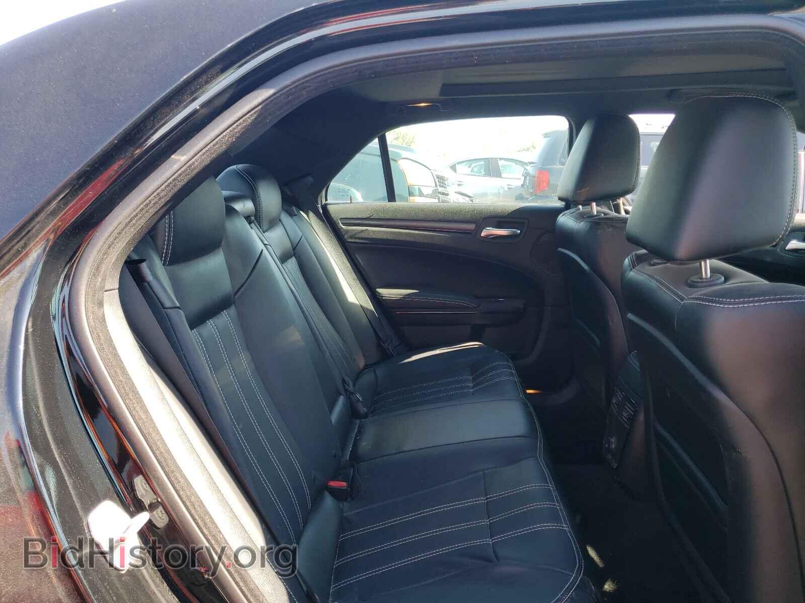2014 CHRYSLER 300 - VIN: 2C3CCAGG2EH311885 - Фото 6