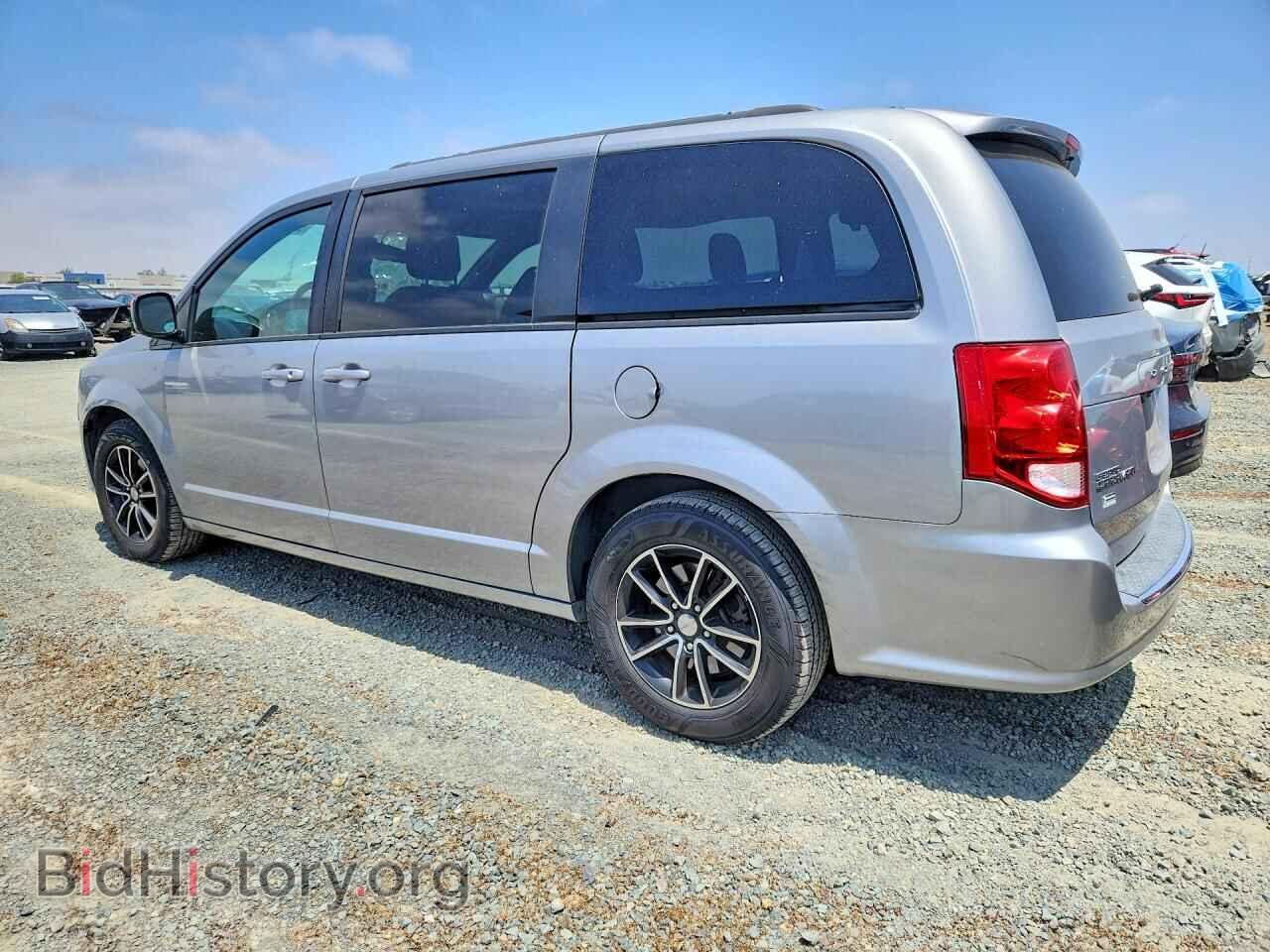 2018 DODGE CARAVAN - VIN: 2C4RDGEG0JR220028 - Фото 2