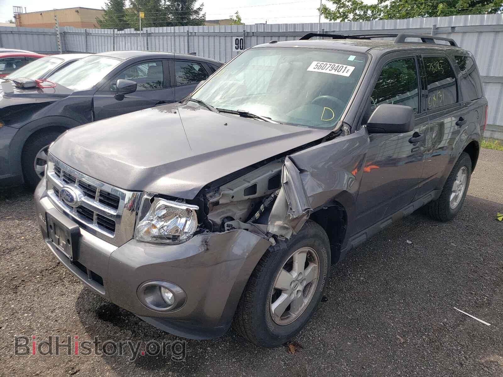2011 FORD ESCAPE - VIN: 1FMCU0D70BKA58721 - Фото 2