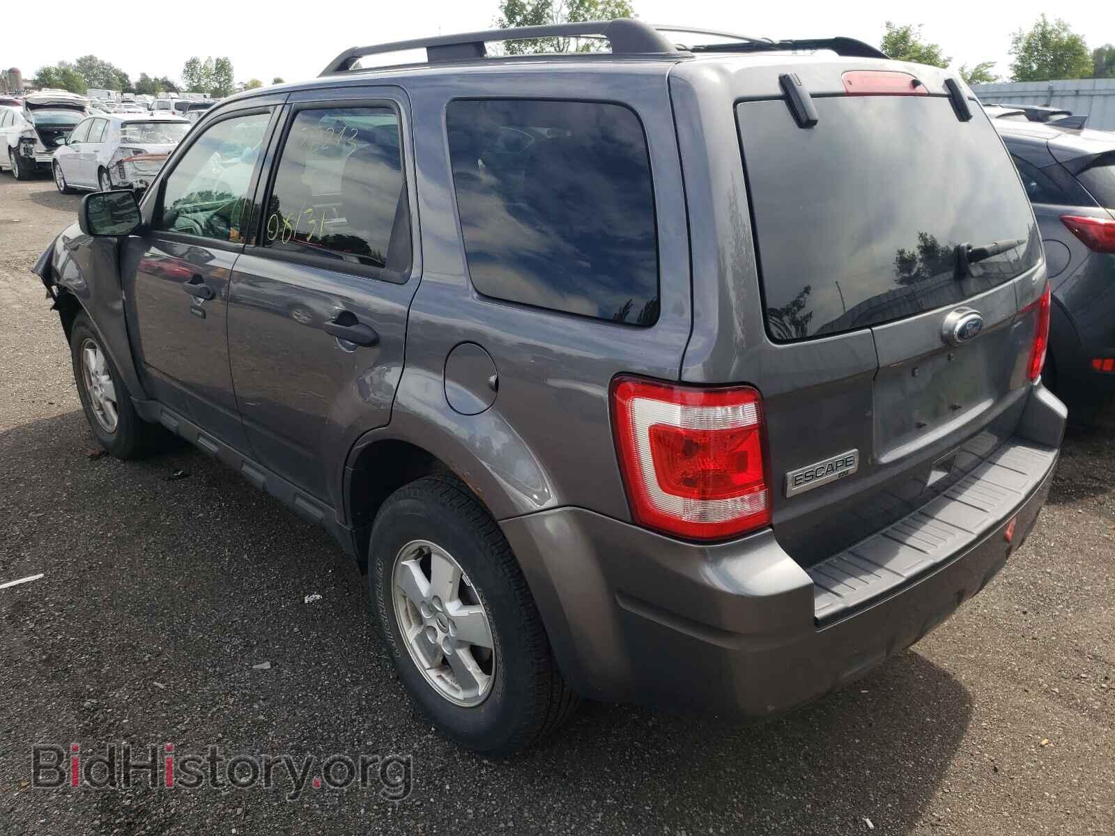 2011 FORD ESCAPE - VIN: 1FMCU0D70BKA58721 - Фото 3