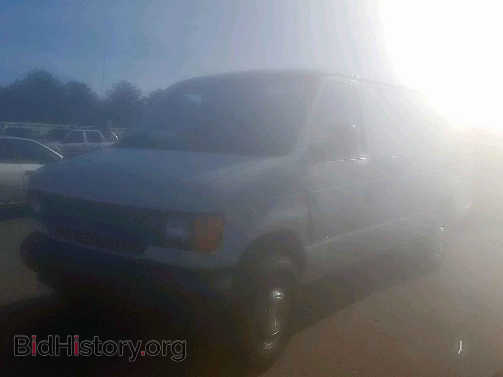 2005 FORD ECONOLINE - VIN: 1FTSS34P65HA62748 - Фото 2