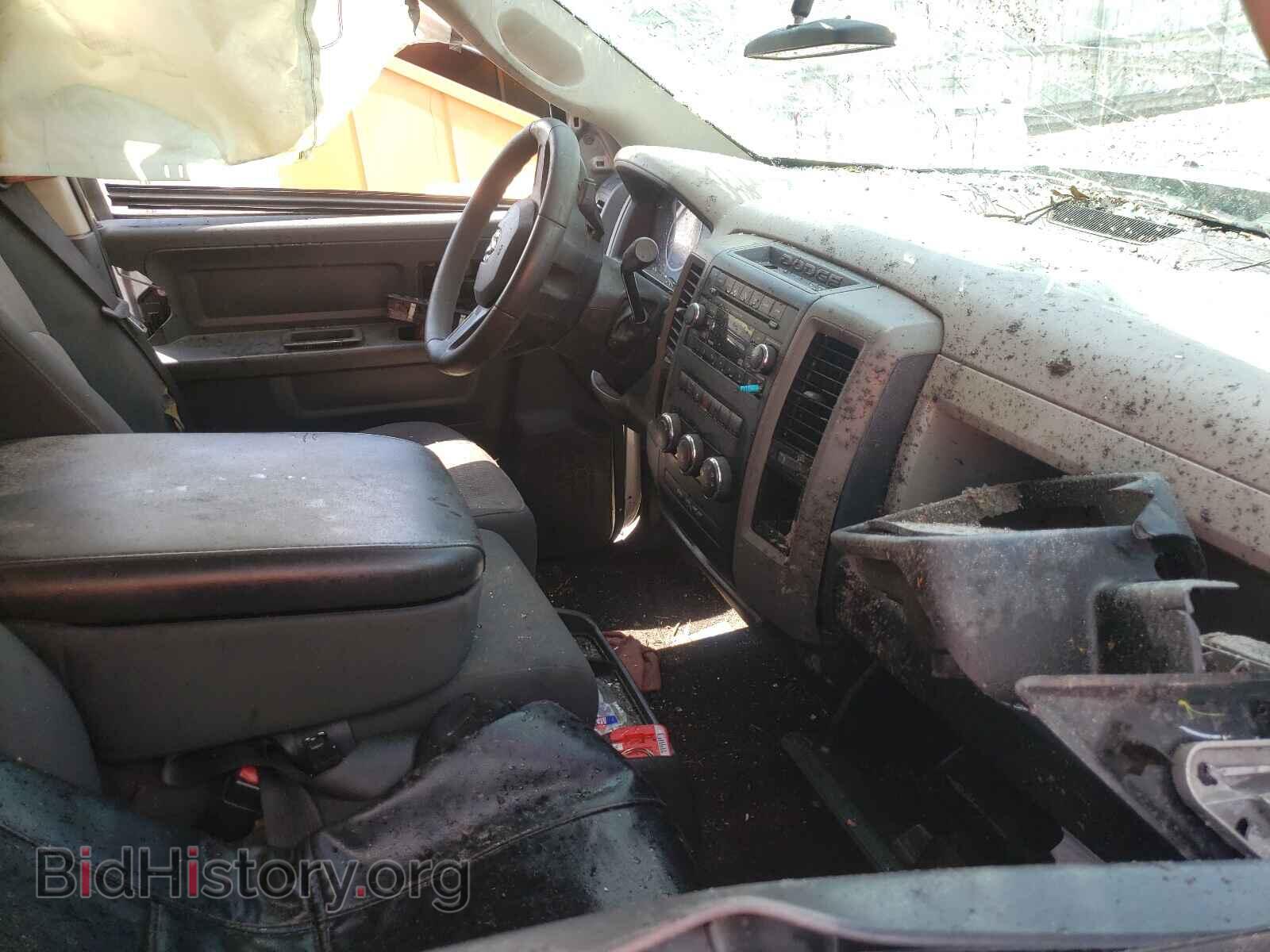 2011 DODGE RAM 1500 - VIN: 1D7RB1CP4BS634358 - Фото 5