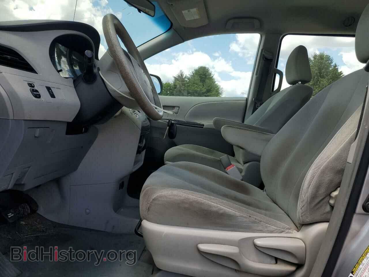 2011 TOYOTA All Models - VIN: 5TDZK3DC6BS041420 - Фото 7