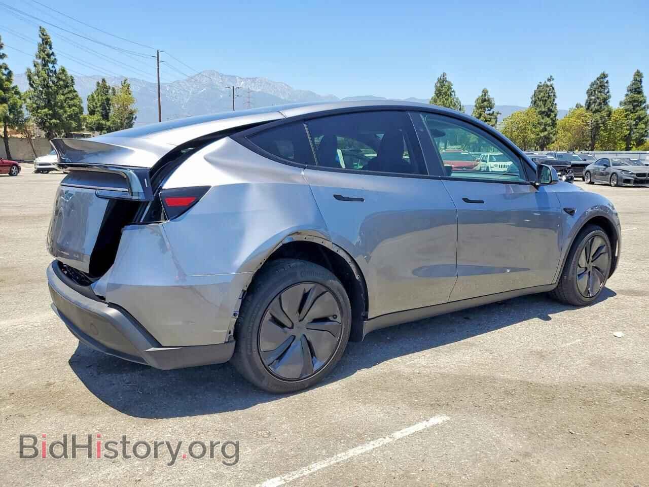 2026 TESLA MODEL Y - VIN: 7SAYGDED6TF519984 - Photo 3