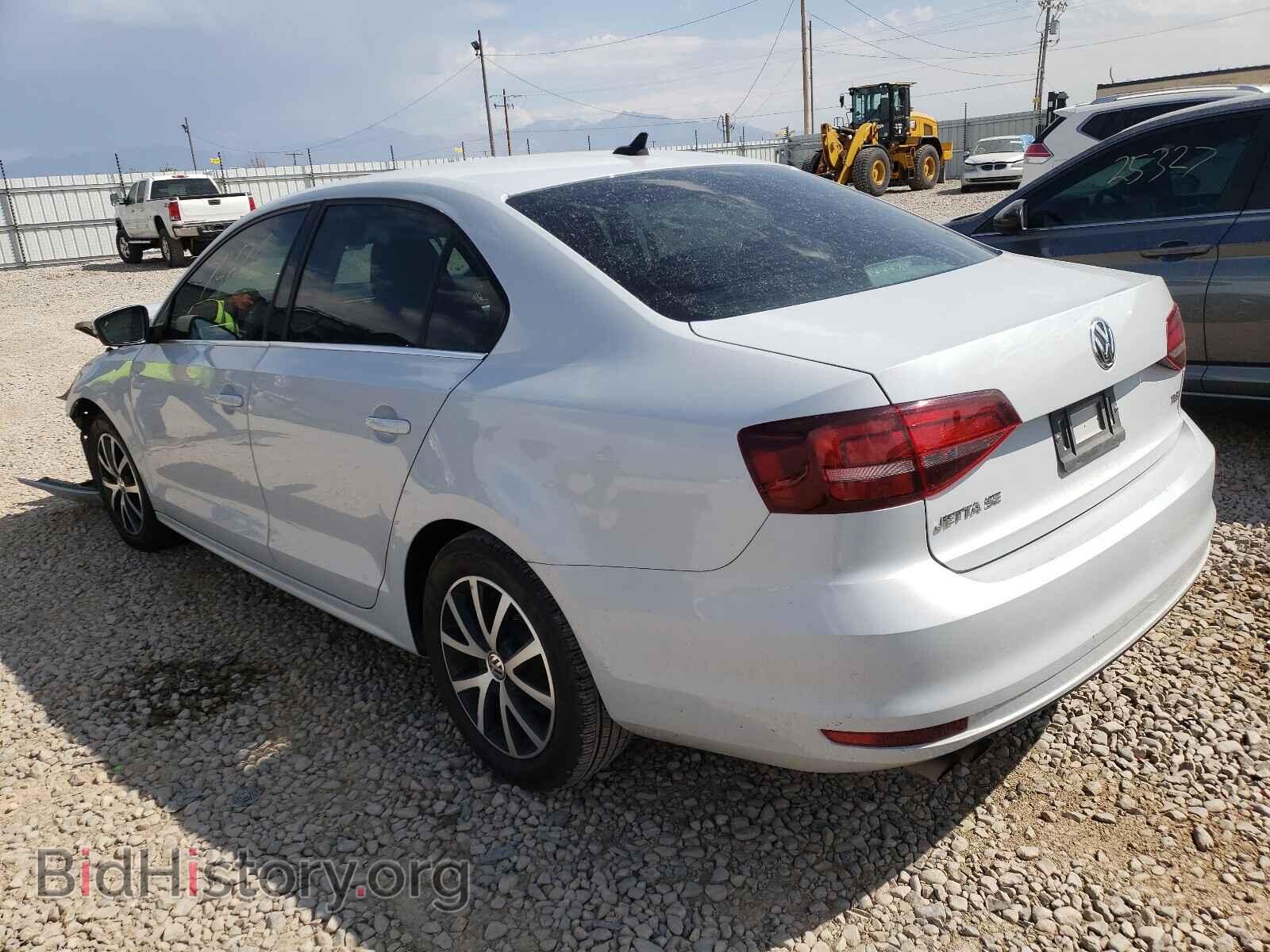 2017 VOLKSWAGEN JETTA - VIN: 3VWDB7AJ5HM390126 - Фото 3