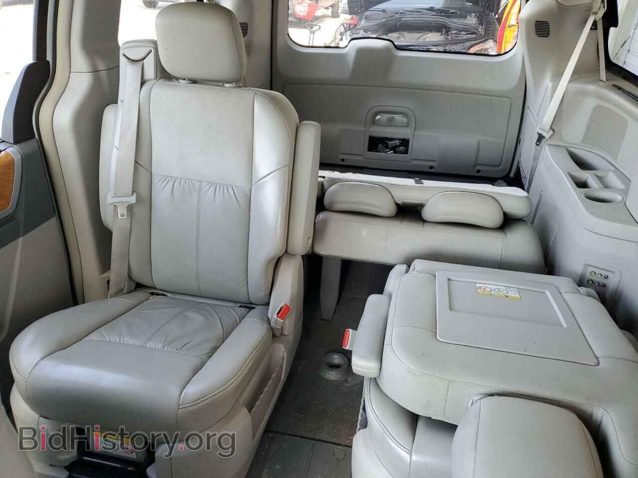 2008 CHRYSLER MINIVAN - VIN: 2A8HR64X08R648869 - Фото 10