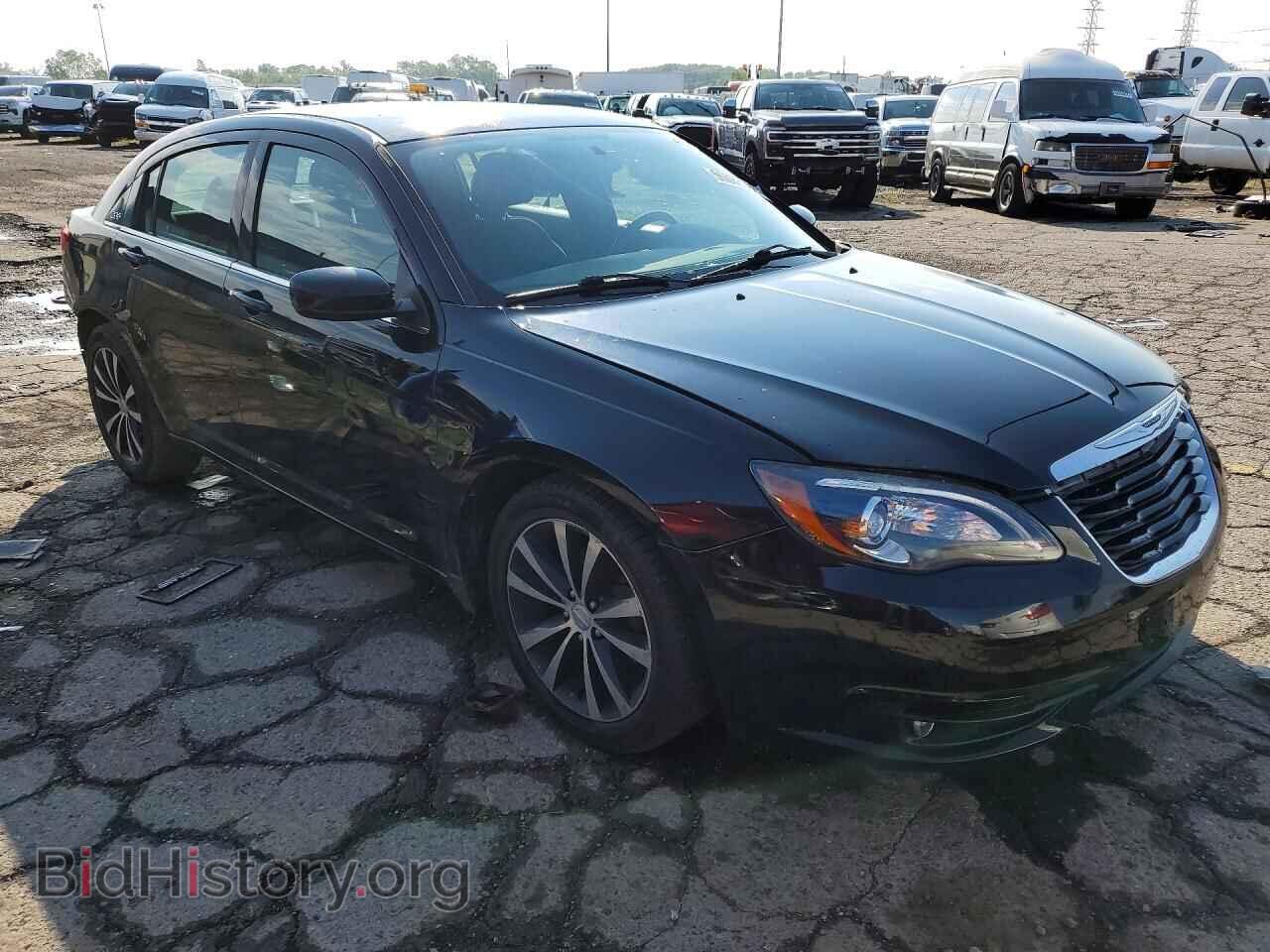 2012 CHRYSLER 200 - VIN: 1C3CCBBG8CN257655 - Photo 4