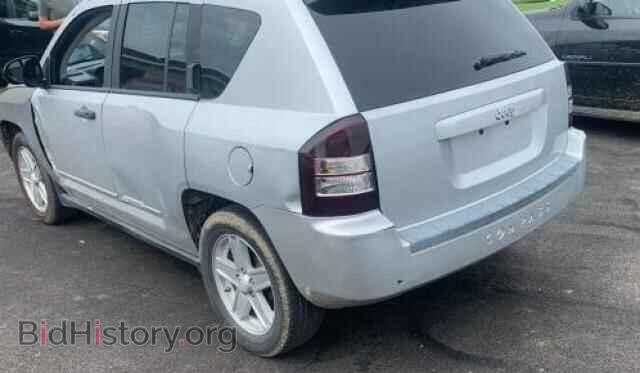 2008 JEEP COMPASS - VIN: 1J8FT47W88D775811 - Фото 3