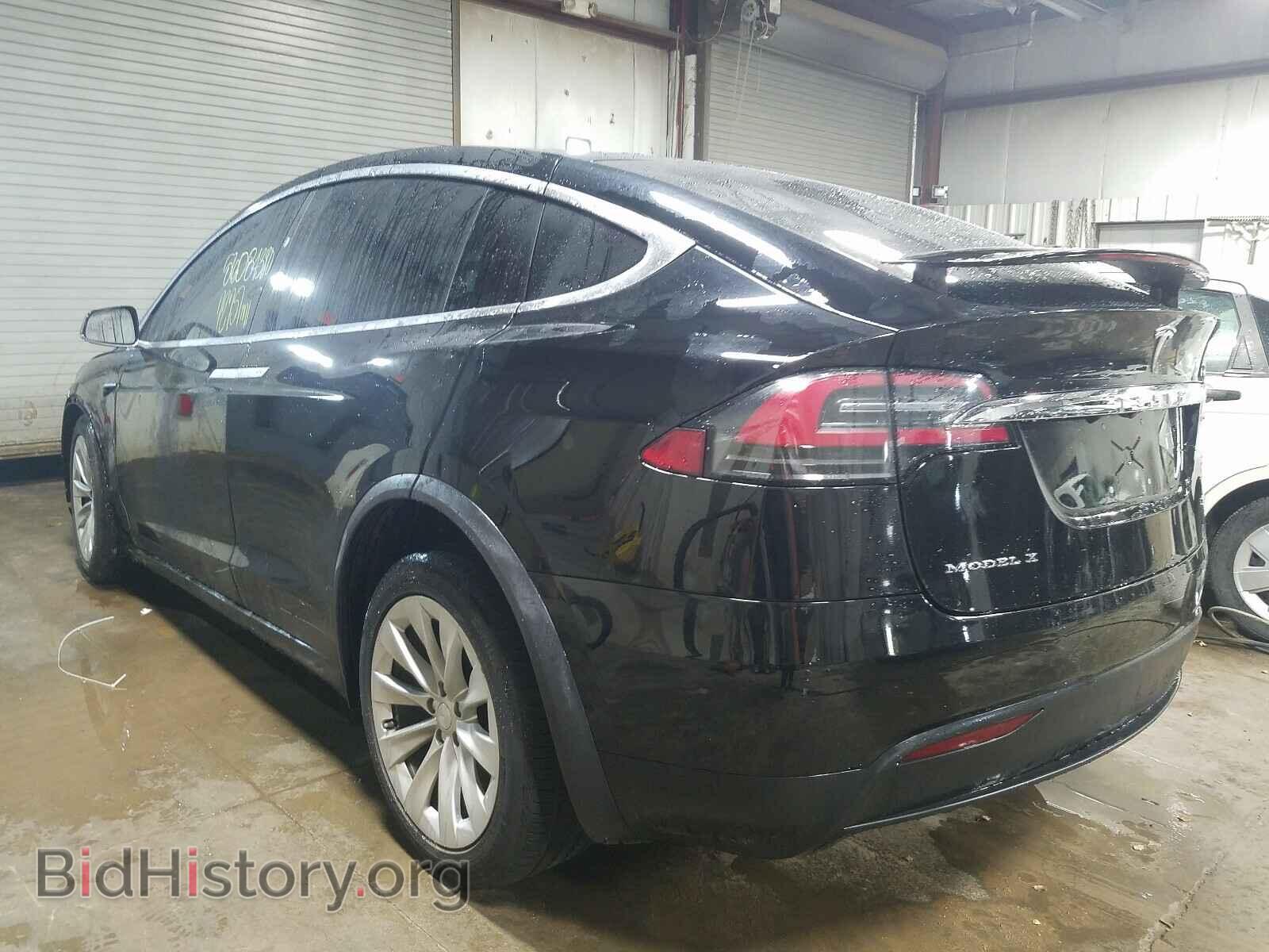 2017 TESLA MODEL X - VIN: 5YJXCDE28HF065912 - Фото 3