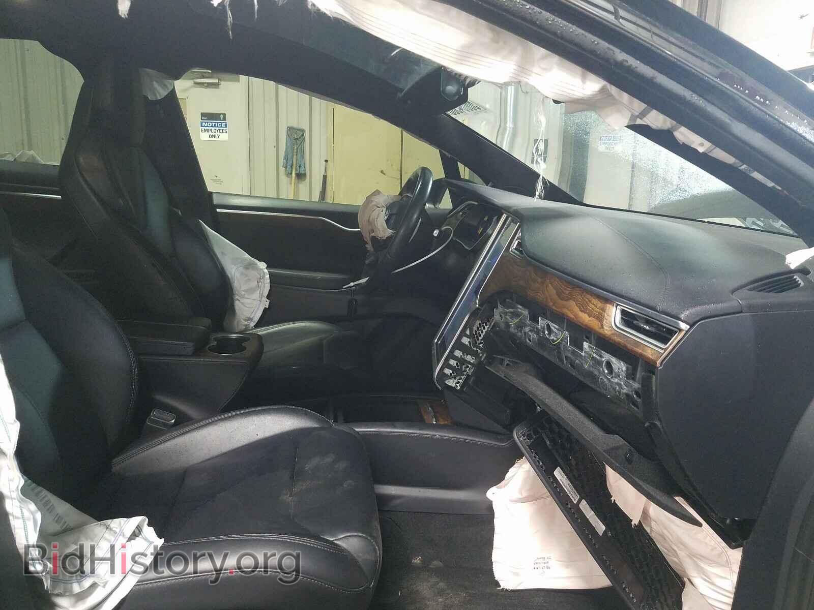 2017 TESLA MODEL X - VIN: 5YJXCDE28HF065912 - Фото 5