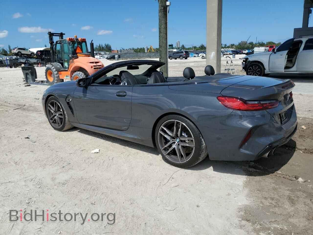 2020 BMW M8 - VIN: WBSDZ0C05LCD76890 - Фото 2