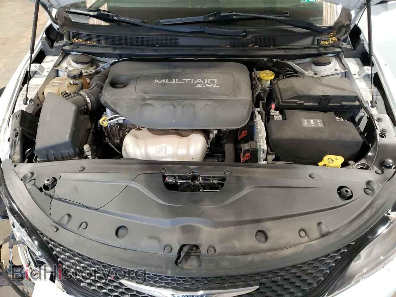 2016 CHRYSLER 200 - VIN: 1C3CCCBB0GN174348 - Фото 11