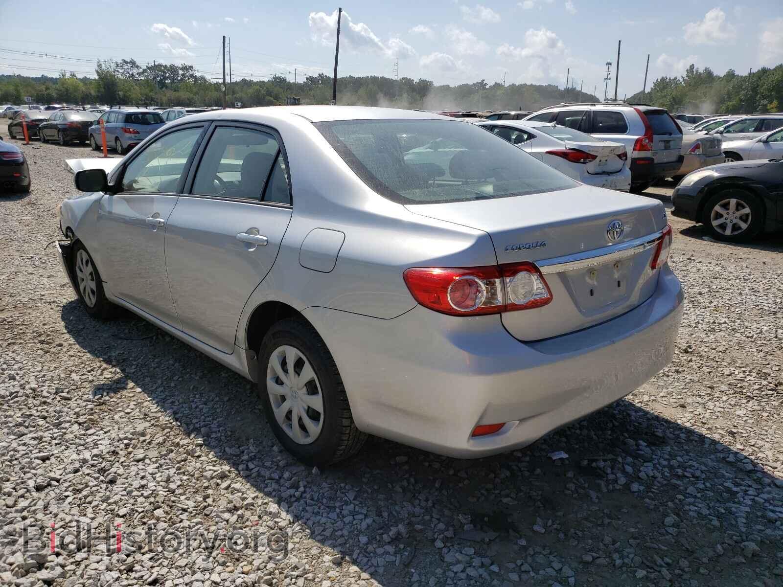 2011 TOYOTA COROLLA - VIN: JTDBU4EE5B9130606 - Фото 3
