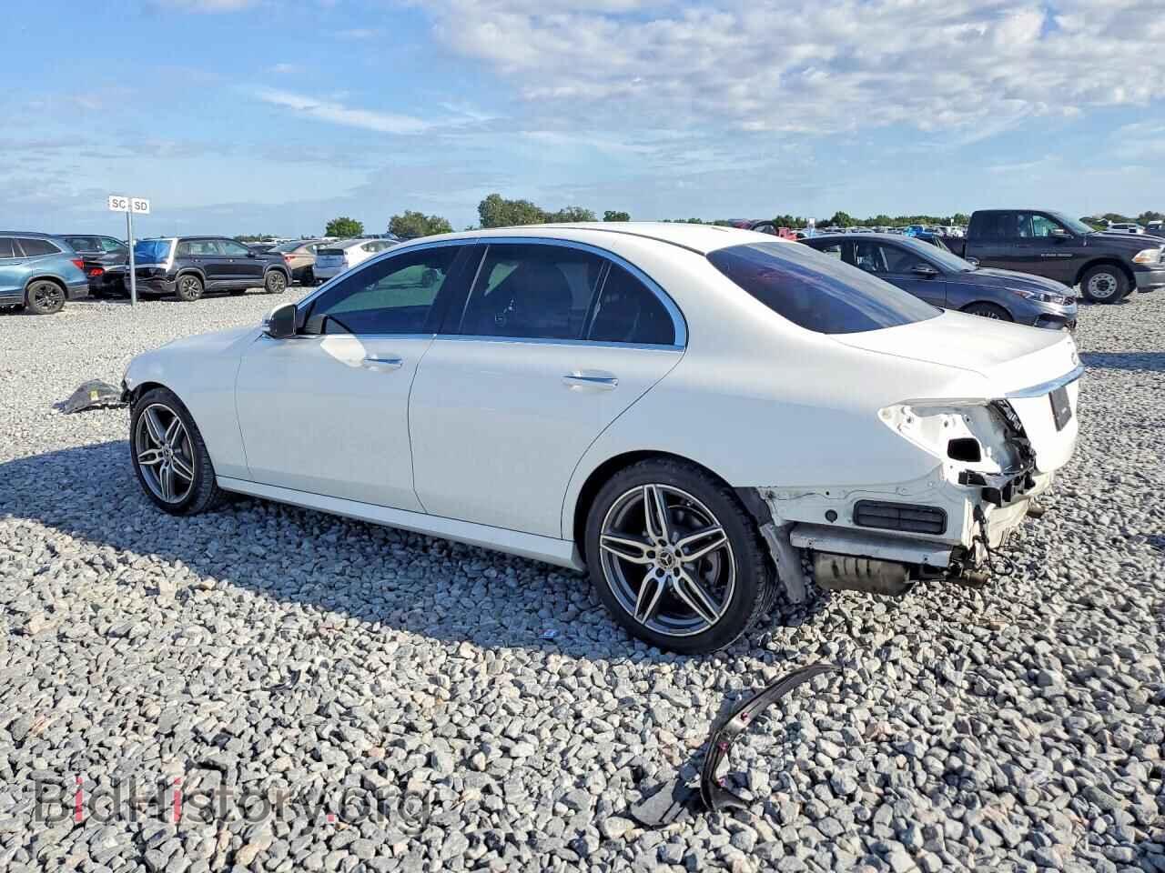 2018 MERCEDES-BENZ E-CLASS - VIN: WDDZF4JB2JA315851 - Фото 2