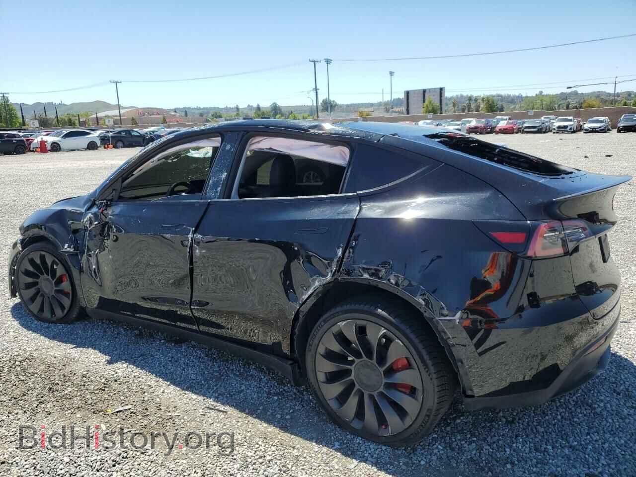2022 TESLA MODEL Y - VIN: 7SAYGDEF0NF540933 - Фото 2
