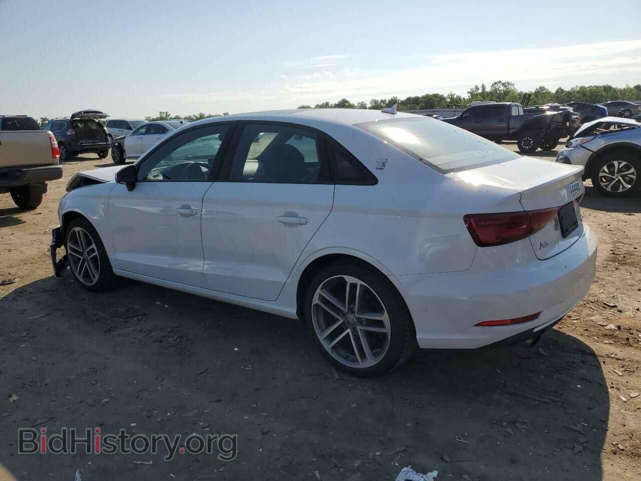 2017 AUDI A3 - VIN: WAUB8GFF0H1018619 - Фото 2