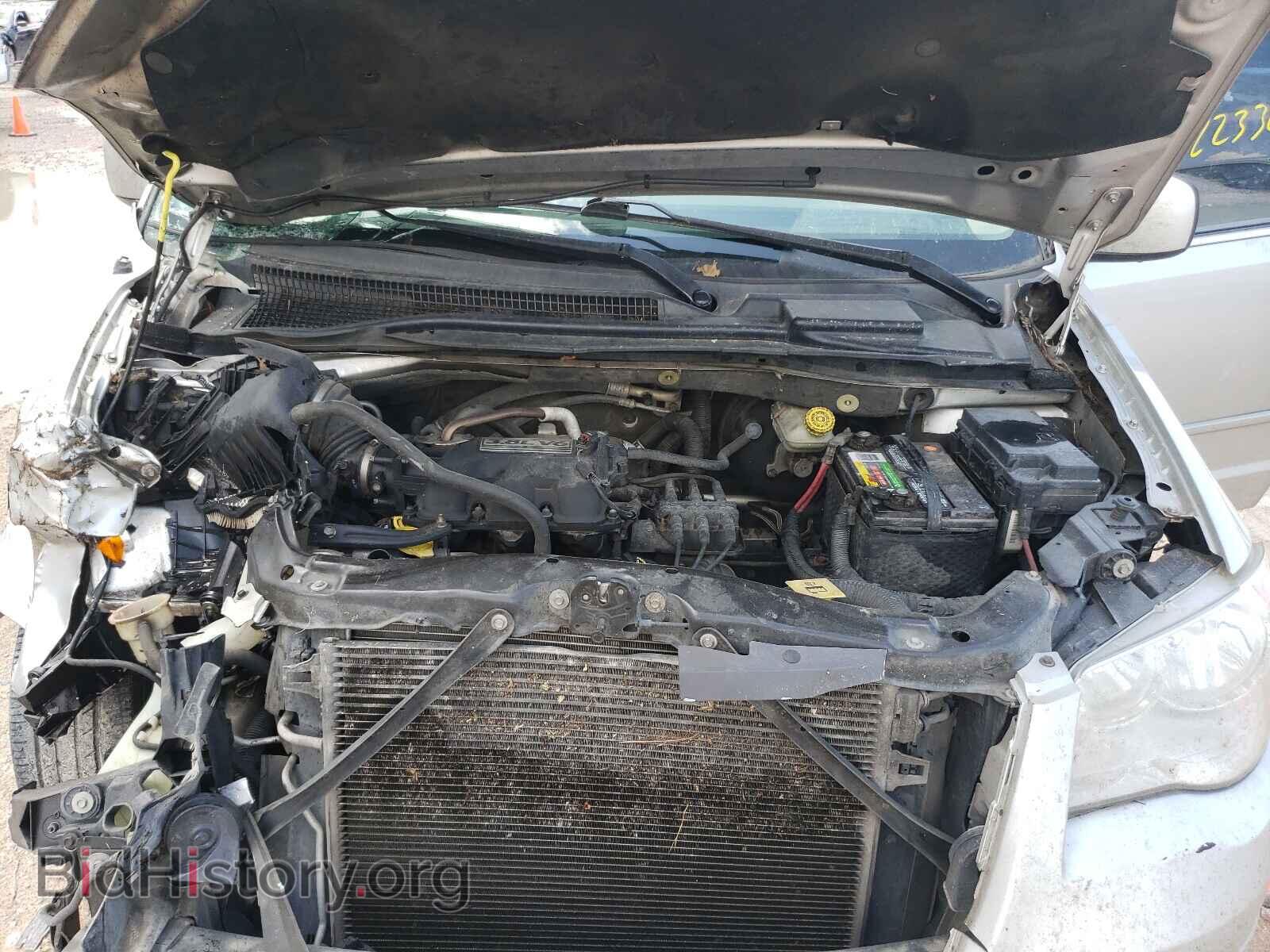 2008 CHRYSLER MINIVAN - VIN: 2A8HR54PX8R762257 - Фото 7