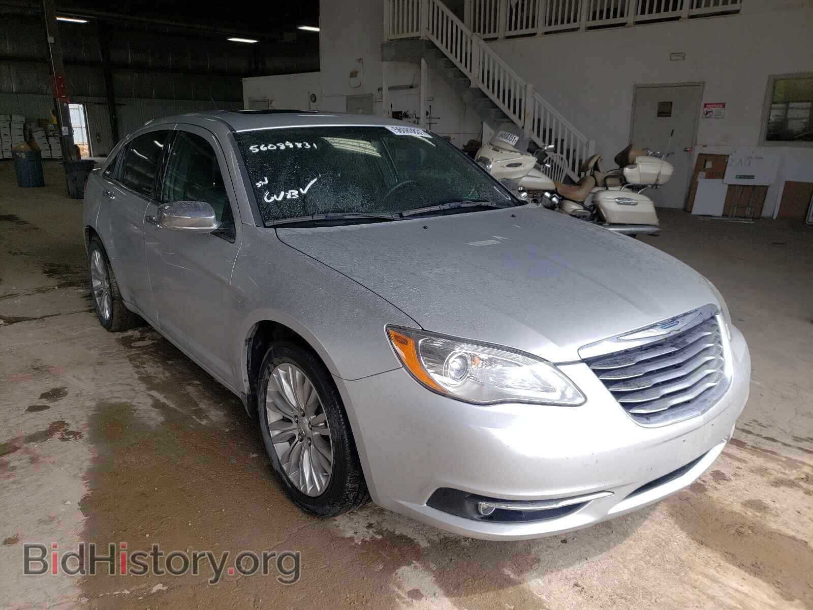 Photo 1C3BC2FB1BN580891 - CHRYSLER 200 2011