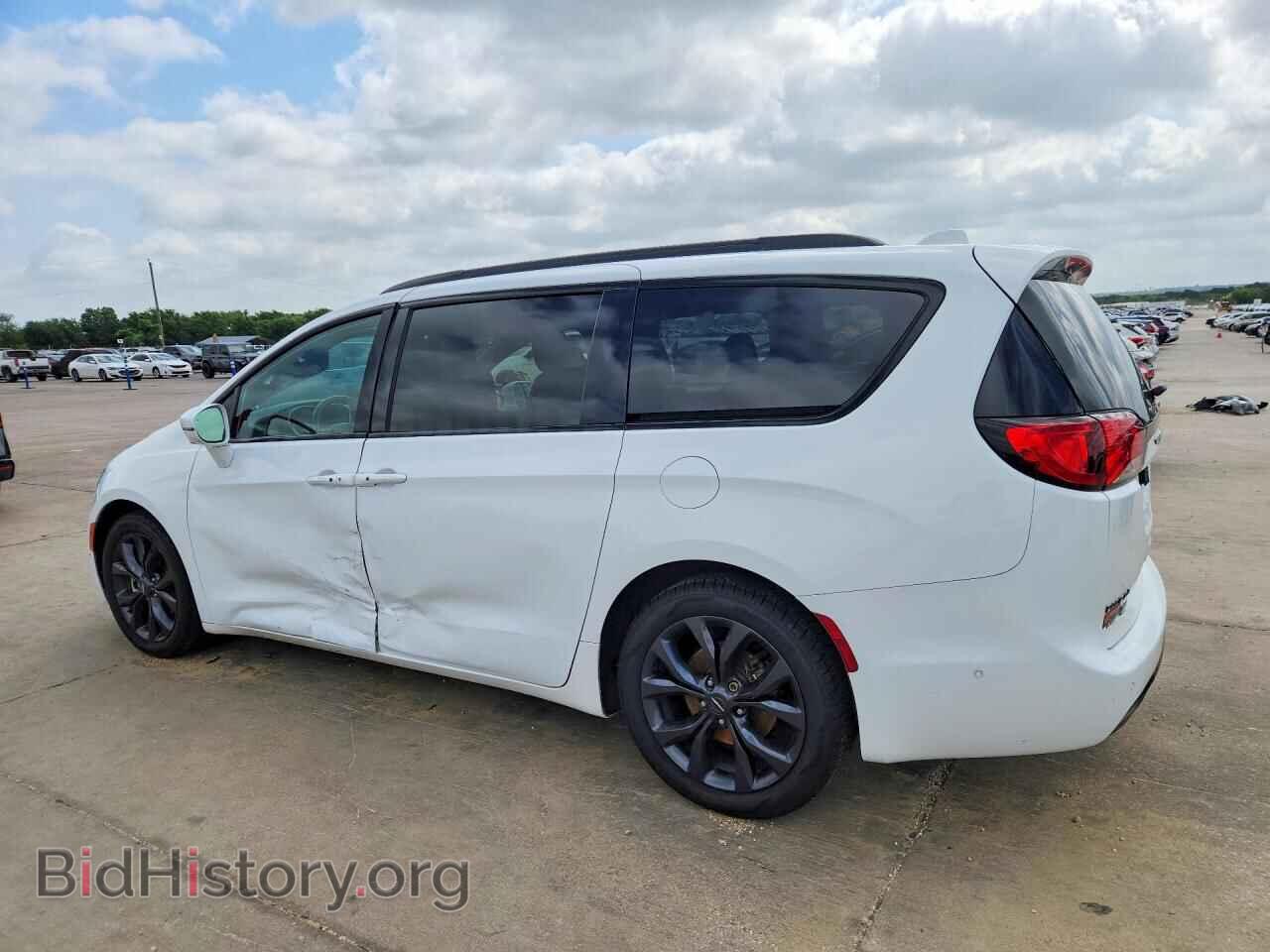 2020 CHRYSLER PACIFICA - VIN: 2C4RC1GG1LR137868 - Photo 2