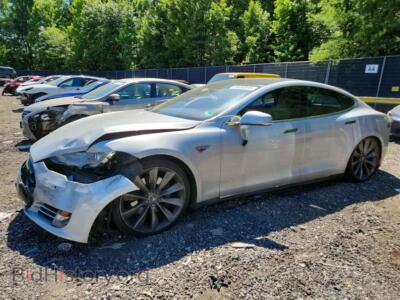 2015 Tesla MODEL S, silver — VIN 5YJSA1E24FF113451, Copart