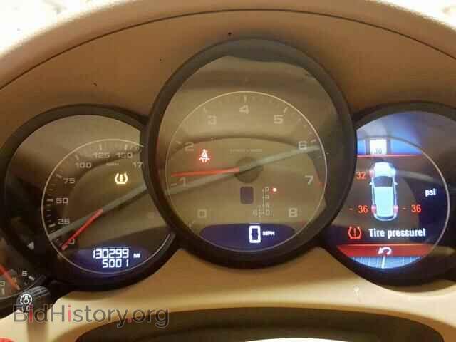 2011 PORSCHE CAYENNE S - VIN: WP1AB2A25BLA52931 - Photo 8