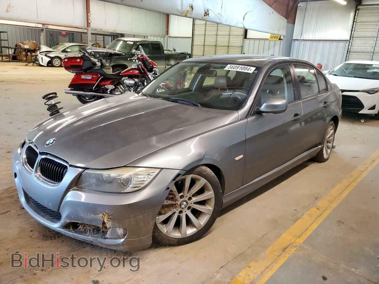 Photo WBAPH7C50BE674532 - BMW 3 SERIES 2011