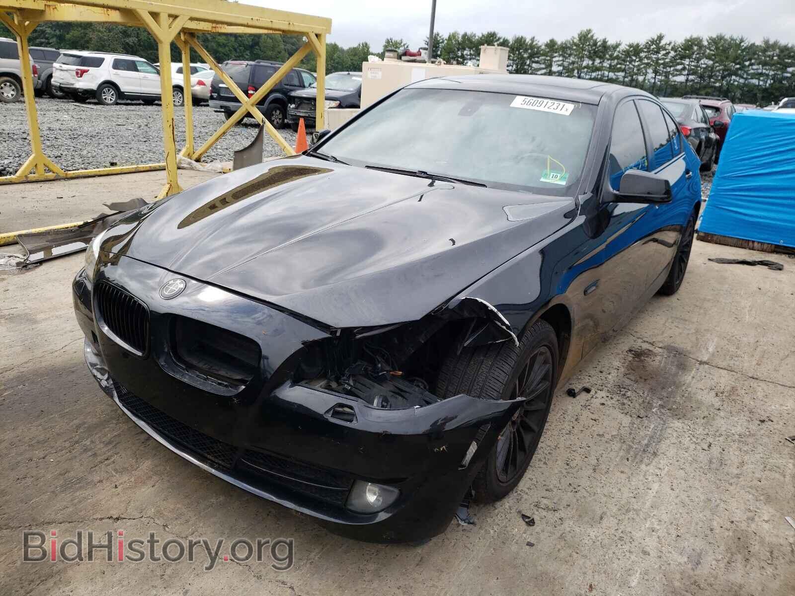 2011 BMW 5 SERIES - VIN: WBAFU7C56BC771639 - Фото 2
